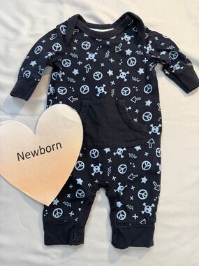 Amy Coe - Newborn Navy Peace and Skull Print Kids One Piece Romper/Jumpsuit